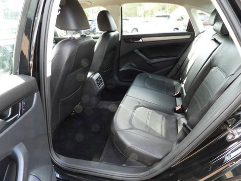 Used 2014 Volkswagen Passat 1.8T SE image 26