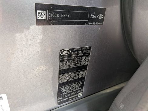 Used 2021 Land Rover Discovery S AWD/4WD image 32