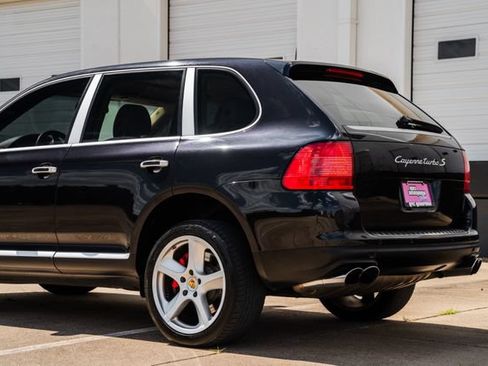 Used 2006 Porsche Cayenne Turbo S AWD/4WD image 45
