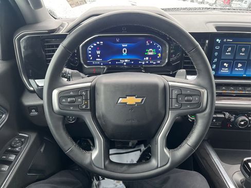 Used 2024 Chevrolet Silverado 1500 LTZ w/ LTZ Premium Package image 17