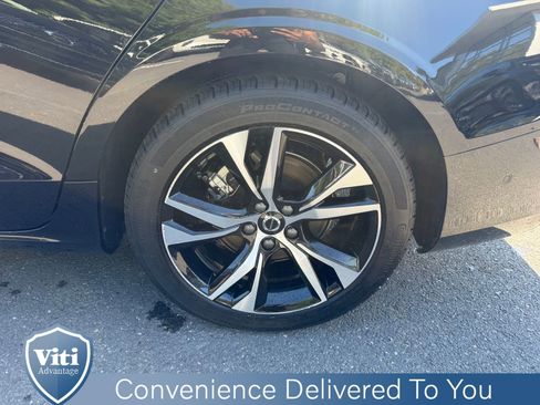 Certified 2024 Volvo S60 B5 Plus image 12