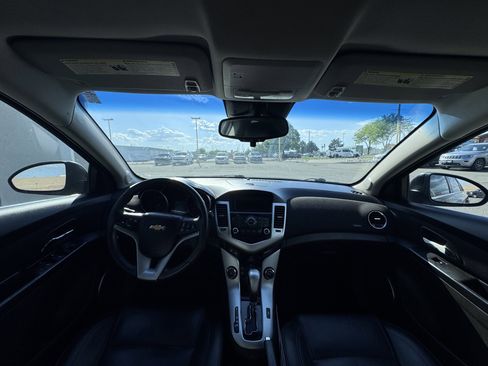Used 2011 Chevrolet Cruze LT FWD image 10