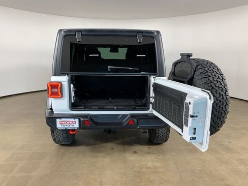 Used 2025 Jeep Wrangler Unlimited Rubicon image 12