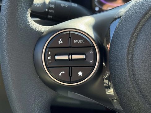 New 2025 Kia Soul LX image 22