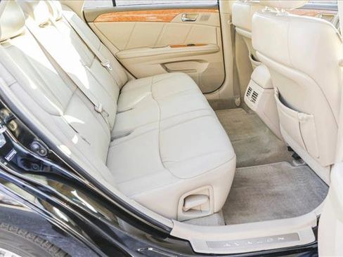 Used 2006 Toyota Avalon Limited image 26