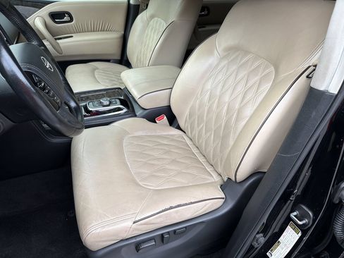 Used 2022 Nissan Armada Platinum w/ Captain's Chairs Package RWD image 18