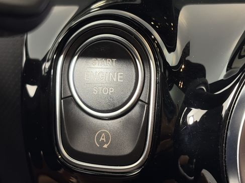 Certified 2022 Mercedes-Benz A 220 4MATIC image 24