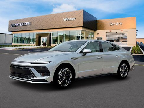 New 2026 Hyundai Sonata SEL FWD image 2