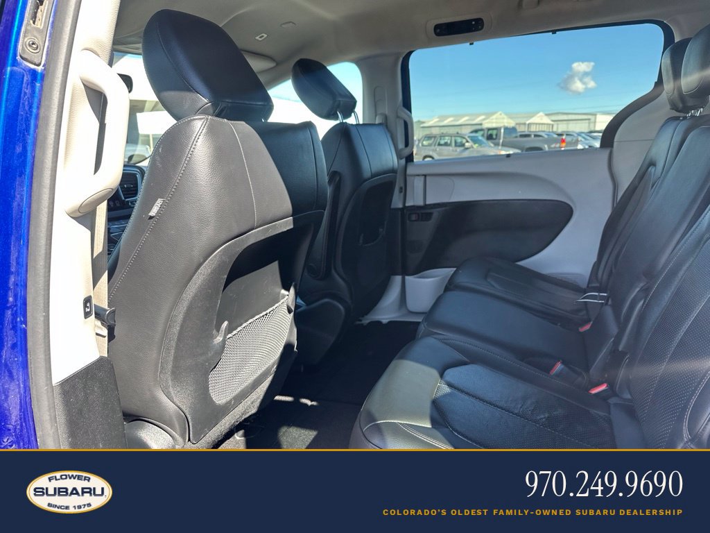 Used 2019 Chrysler Pacifica Touring-L w/ Advanced Safetytec Group FWD image 20