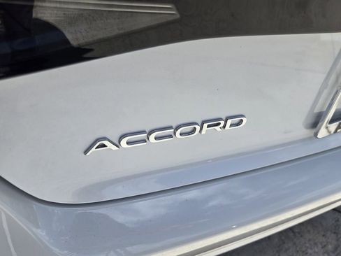 Certified 2025 Honda Accord SE image 13