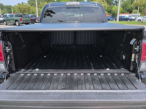 Used 2020 Toyota Tacoma TRD Sport RWD image 13