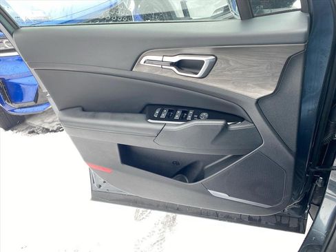 Certified 2023 Kia Sportage X-Line image 19