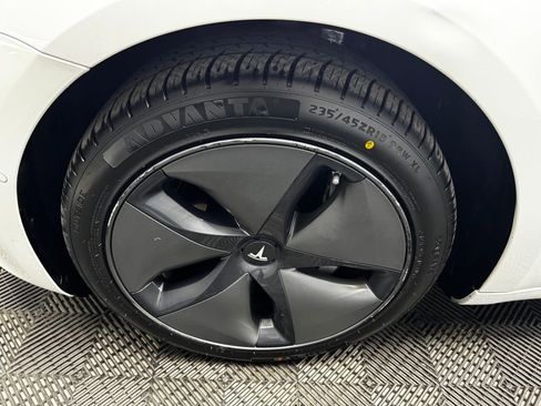 Used 2020 Tesla Model 3 Long Range image 21