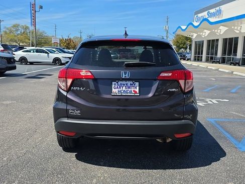 Used 2018 Honda HR-V EX-L image 6