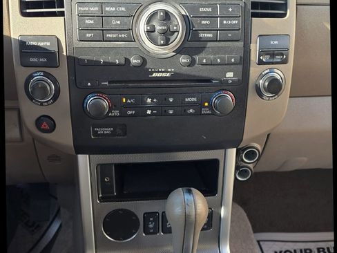 Used 2012 Nissan Pathfinder Silver image 12