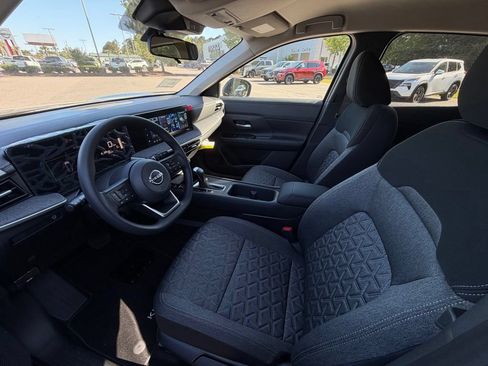 New 2026 Nissan Kicks SV FWD image 13