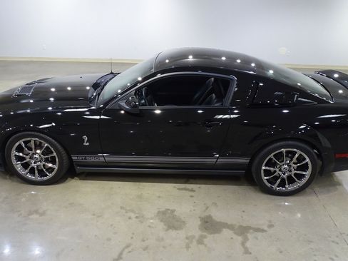 Used 2007 Ford Mustang Shelby GT500 RWD image 5