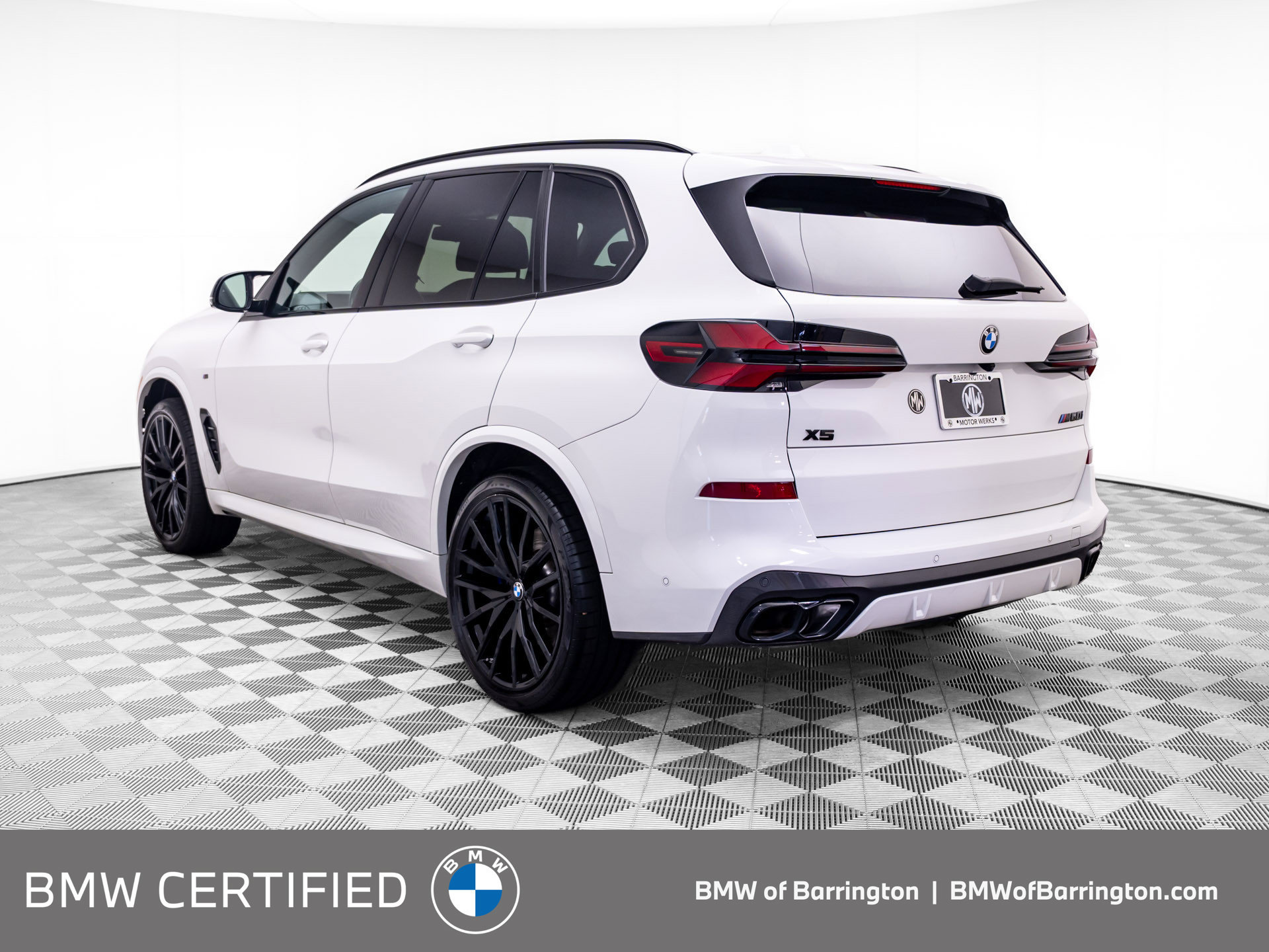 Certified 2024 BMW X5 M60i w/ Climate Comfort Package AWD/4WD image 3