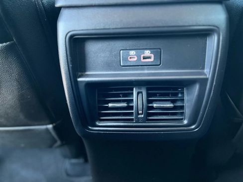 Used 2019 Nissan Murano S image 20