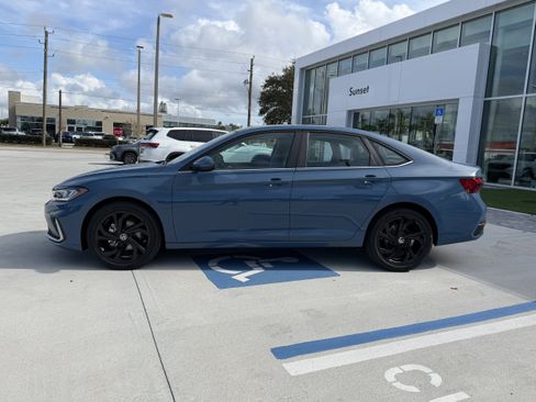 New 2026 Volkswagen Jetta SE image 6