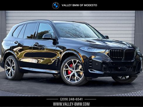 New 2026 BMW X5 xDrive40i w/ M Sport Package image 1