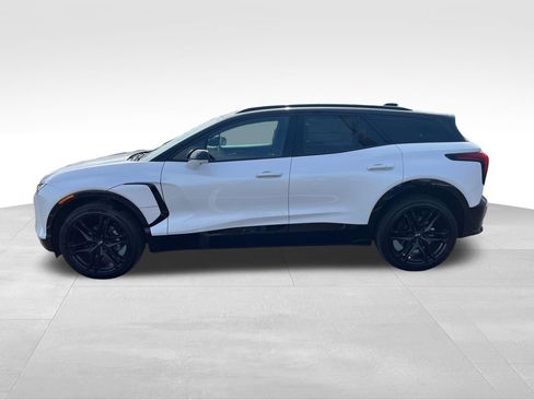 New 2025 Chevrolet Blazer EV RS w/ Super Cruise Package AWD/4WD image 2