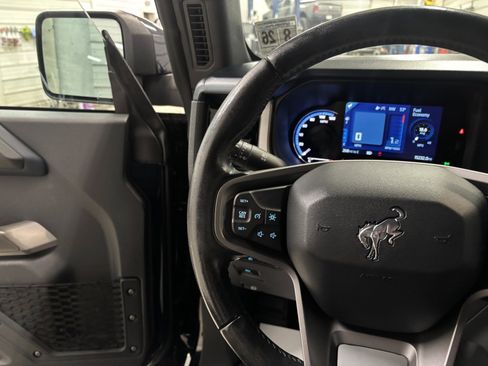 Used 2021 Ford Bronco Outer Banks image 14