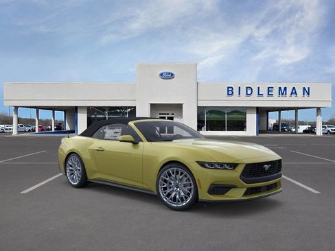 New 2025 Ford Mustang Premium image 36