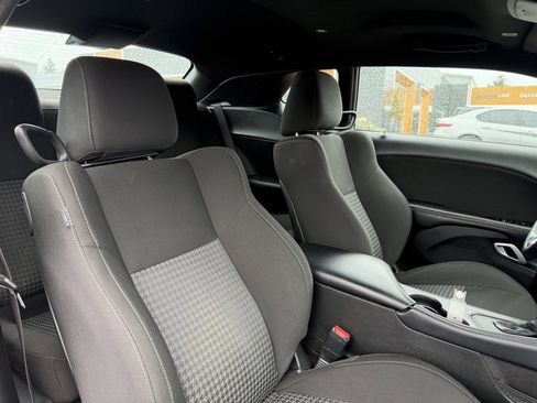 Used 2023 Dodge Challenger GT w/ Blacktop Package image 31