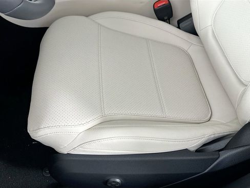 New 2026 Mercedes-Benz C 300 Sedan image 19