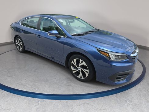 Used 2021 Subaru Legacy Premium AWD/4WD image 3