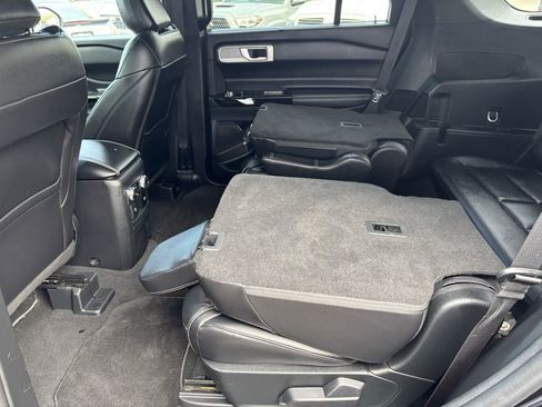 Used 2023 Ford Explorer ST AWD/4WD image 27