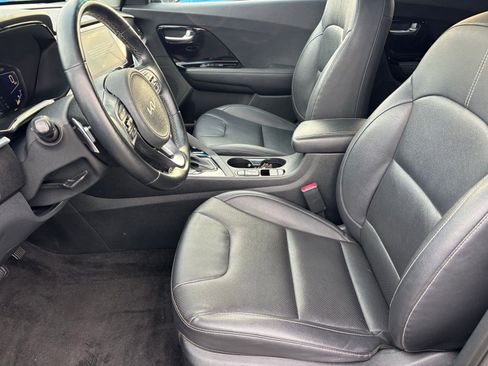 Used 2022 Kia Niro EX Premium FWD image 12