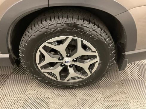 Used 2020 Subaru Forester Premium AWD/4WD image 12