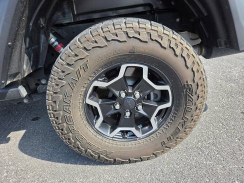 Used 2020 Jeep Gladiator Rubicon AWD/4WD image 29