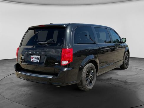 Used 2020 Dodge Grand Caravan GT FWD image 9