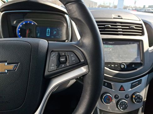Used 2016 Chevrolet Trax LT w/ LT Convenience Package image 21
