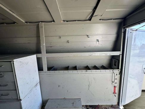 Used 2007 GMC Savana 3500 image 25