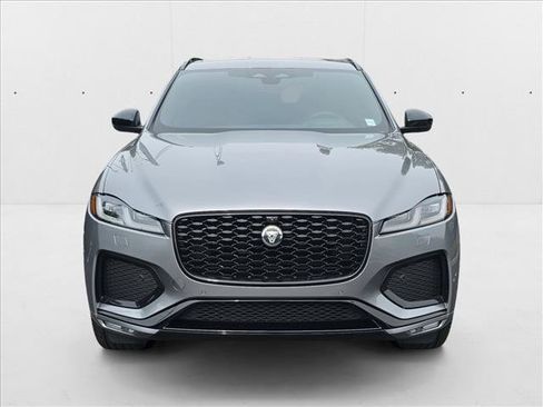 New 2026 Jaguar F-PACE R-Dynamic S image 2