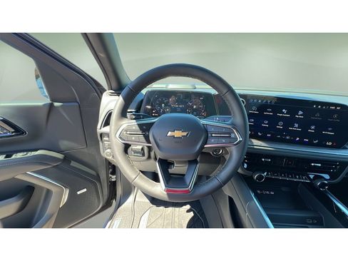 New 2026 Chevrolet Suburban LT w/ Comfort Package AWD/4WD image 22