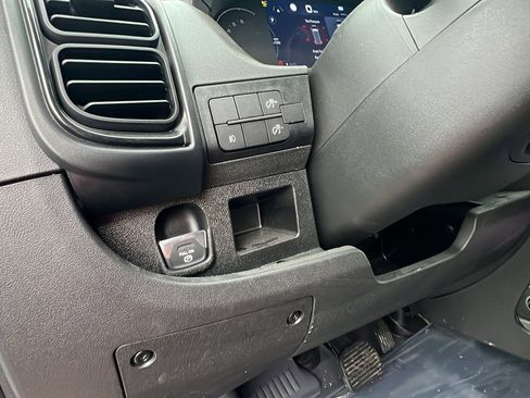 Used 2025 RAM ProMaster 2500 w/ Premium Convenience Group image 21