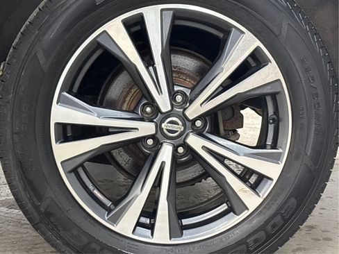 Used 2017 Nissan Rogue SL AWD/4WD image 29