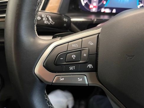 Used 2024 Volkswagen Atlas SE image 22