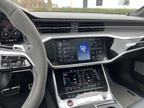 Used 2024 Audi RS 7 Performance image 18