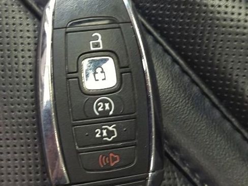 Used 2019 Lincoln MKZ Reserve AWD/4WD image 12