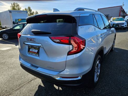 Used 2019 GMC Terrain SLT w/ Preferred Package image 4