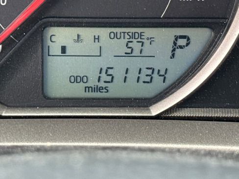 Used 2013 Toyota RAV4 LE FWD image 22