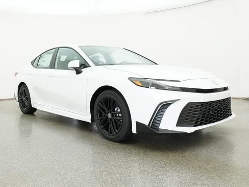 New 2026 Toyota Camry SE w/ Multimedia Upgrade Package FWD image 29