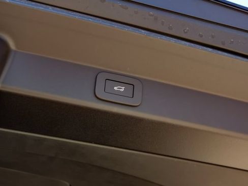 New 2026 Land Rover Range Rover Sport SE AWD/4WD image 71