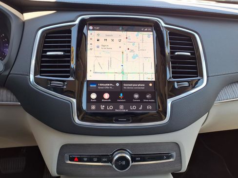 Certified 2023 Volvo XC90 B6 Ultimate AWD/4WD image 27